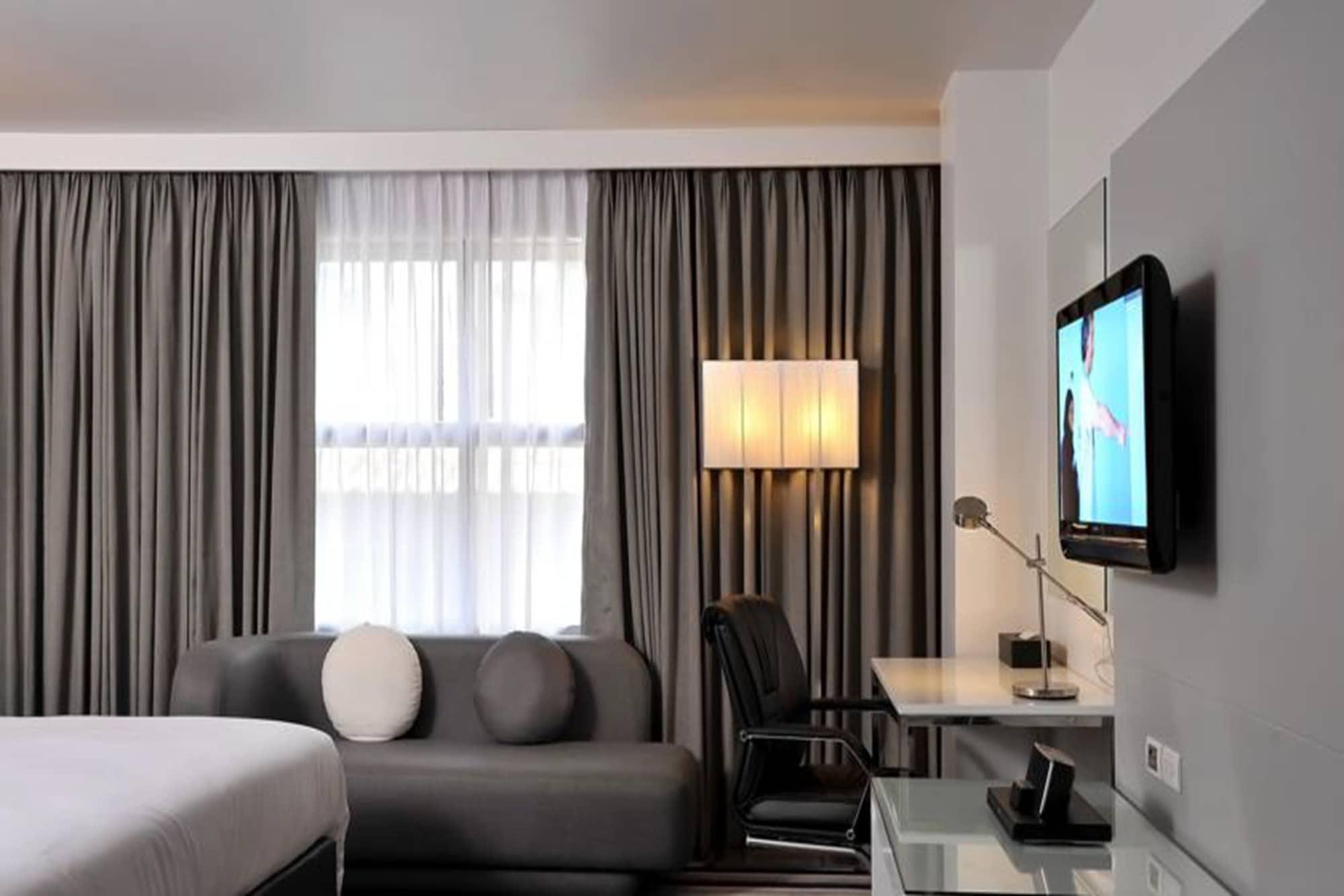 Best Western Sukhumvit 20 Bangkok Bagian luar foto