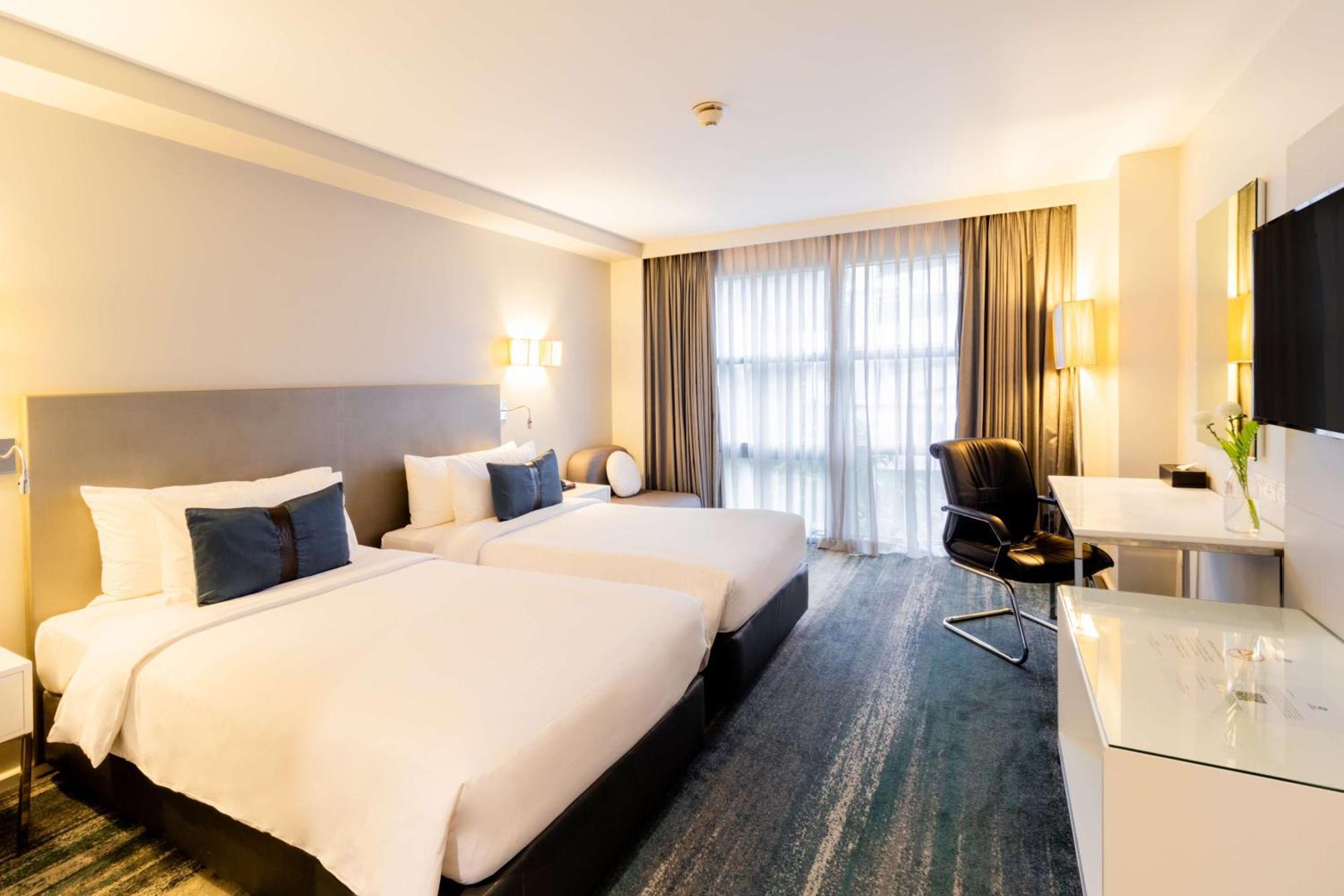 Best Western Sukhumvit 20 Bangkok Bagian luar foto