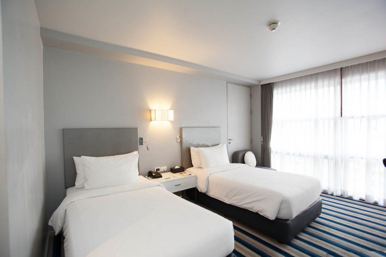 Best Western Sukhumvit 20 Bangkok Bagian luar foto