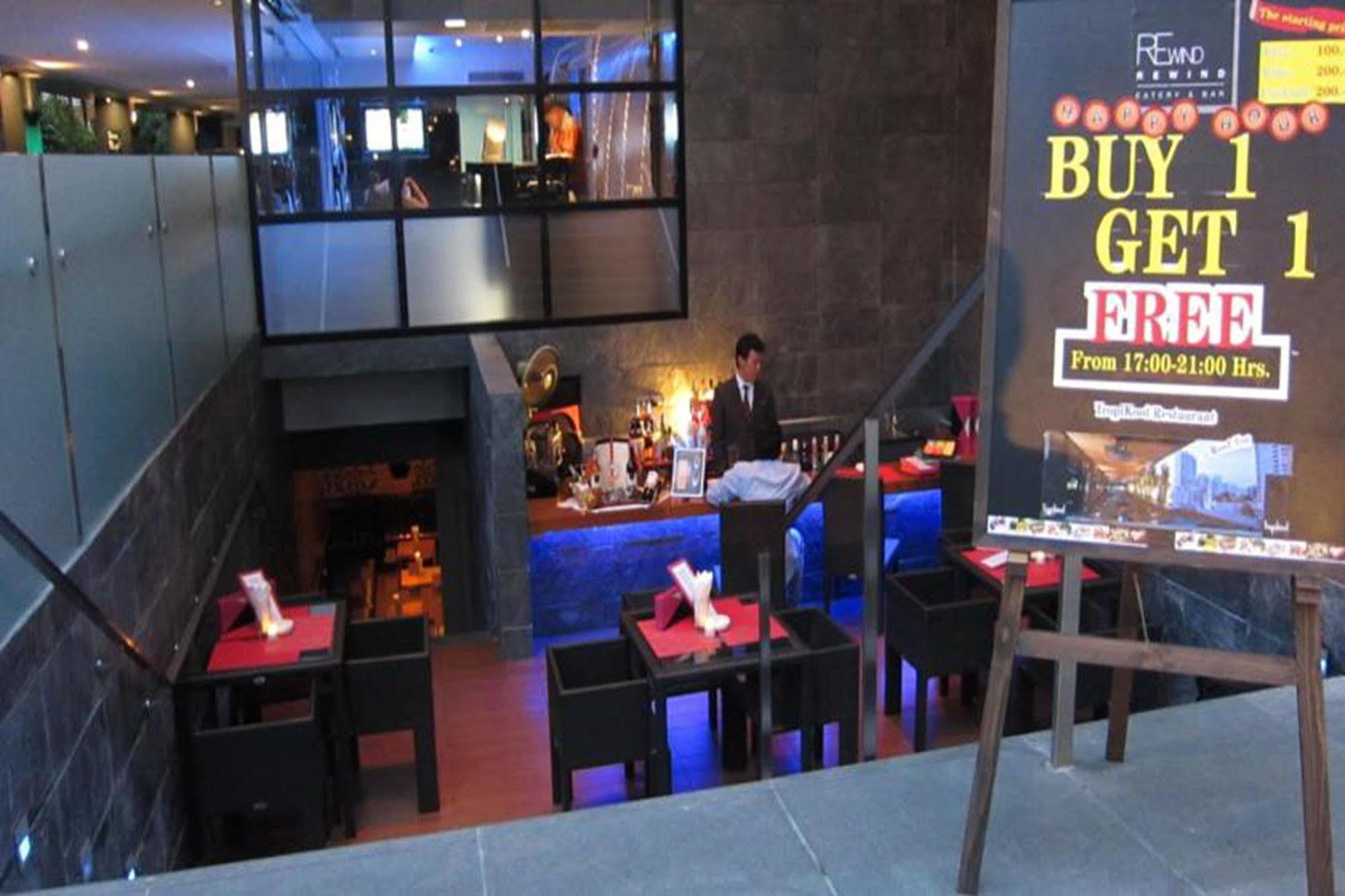 Best Western Sukhumvit 20 Bangkok Bagian luar foto