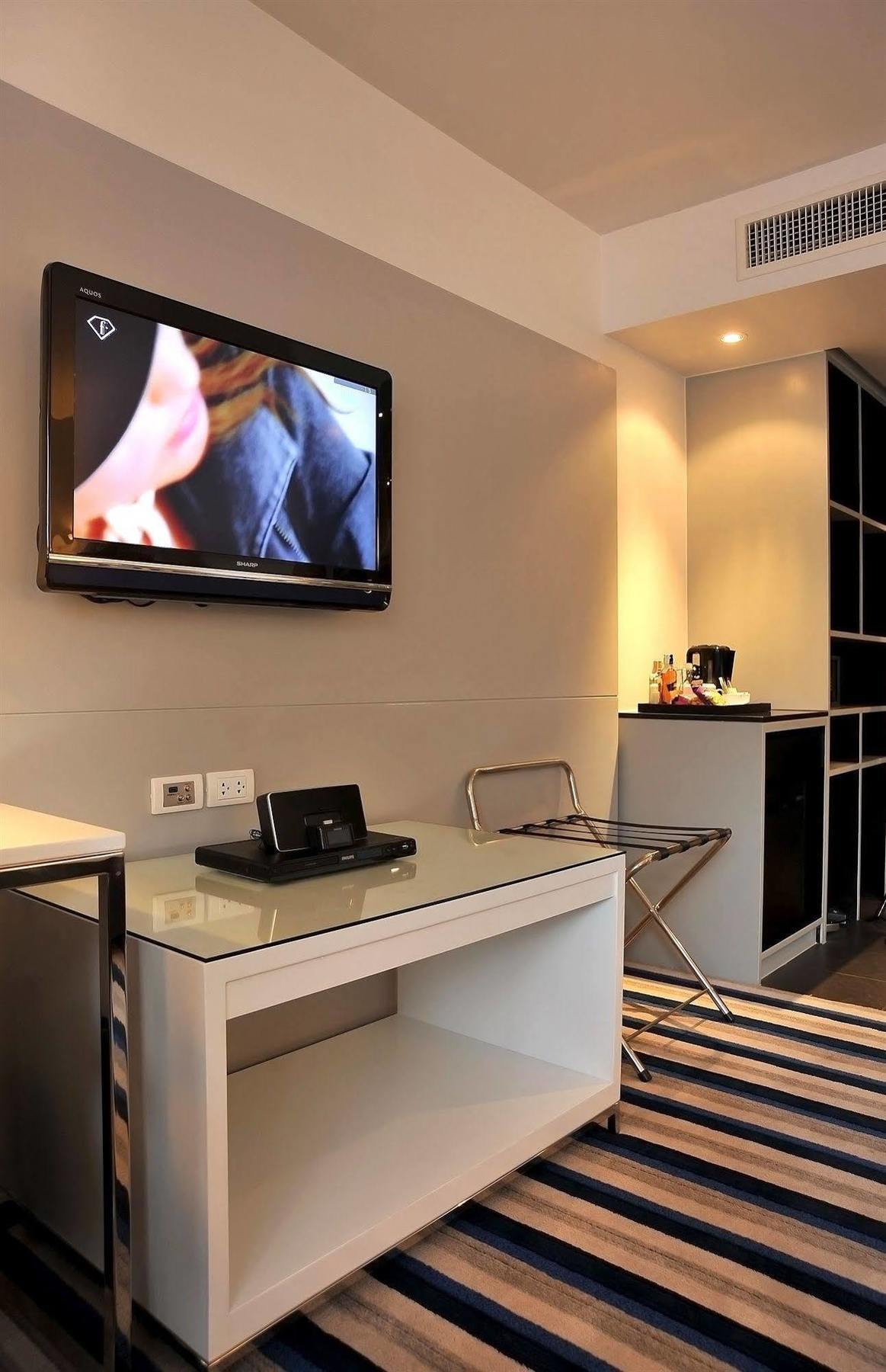 Best Western Sukhumvit 20 Bangkok Bagian luar foto